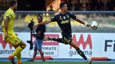 الظهور الأول لرونالدو وفوز نابولي يتصدر الصحف الإيطالية