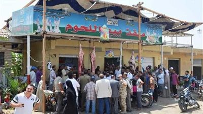 محافظ الاسماعيلية يتفقد شوادر ومنافذ بيع اللحوم البلدية الطازجة