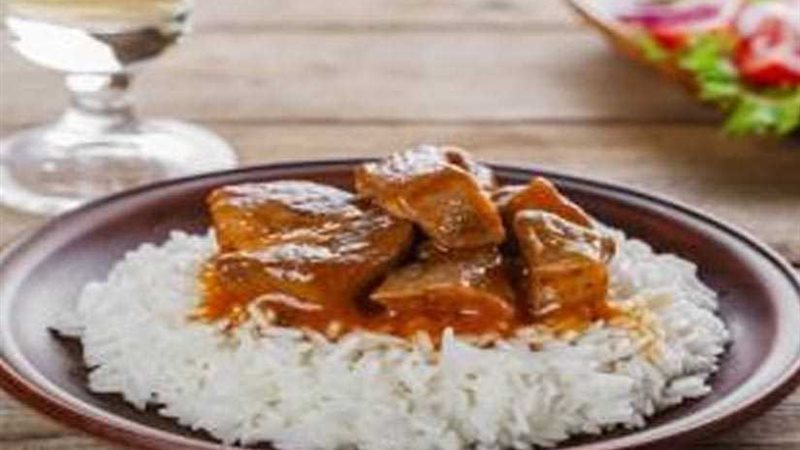 فتة ولحمة وكباب حلة..