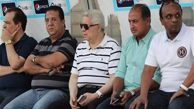 مرتضى منصور يحضر مران الزمالك