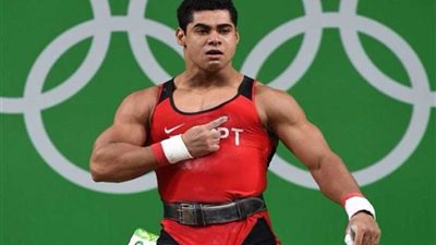 محمد إيهاب يتصدر تصنيف الاتحاد الدولي لرفع الأثقال