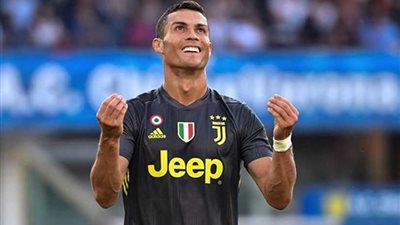 الظهور الأول لرونالدو على ملعب يوفنتوس يتصدر عناوين الصحف الإيطالية