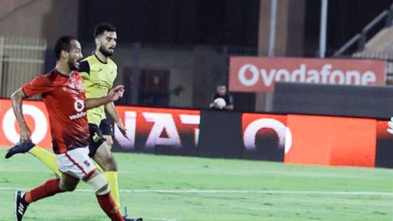 الشوط الأول.. التعادل