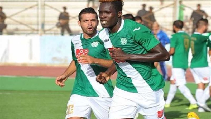 «مانوتشو» يهرب ويوقع