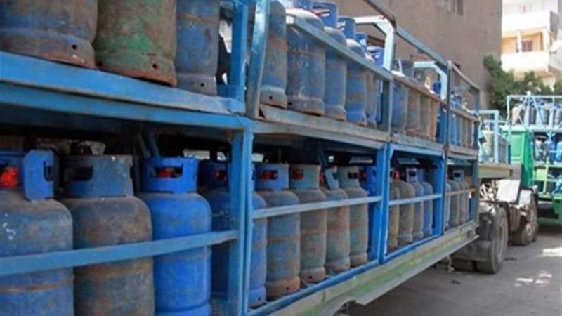 ضخ 2074 طن مواد بترولية