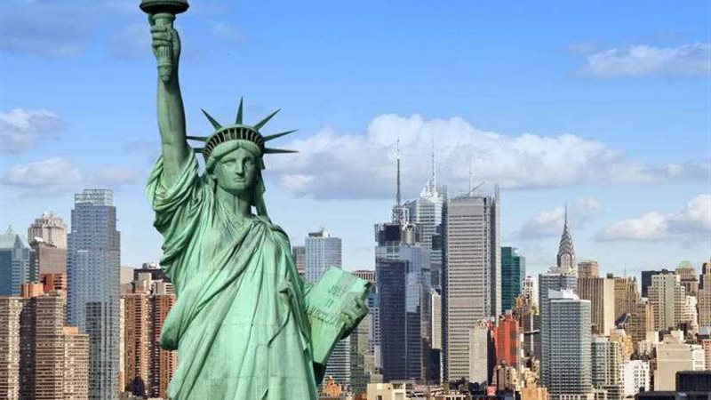 داء مجهول يصيب 300