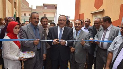 افتتاح مشروعات صناعية وتعليمية باستثمارات 72 مليون جنيه بالواسطى