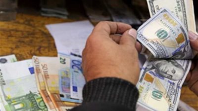 صاحب شركة يتاجر بـ