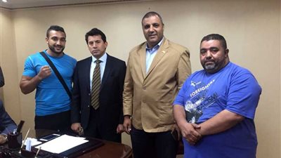 وزير الشباب يدعم صالة الكونغو فو بمركز سمالوط بـ100 الف جنية .