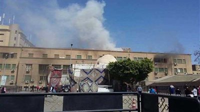 السيطرة على حريق محدود بأحد المخازن بالكاتدرائية المرقسية بالعباسية