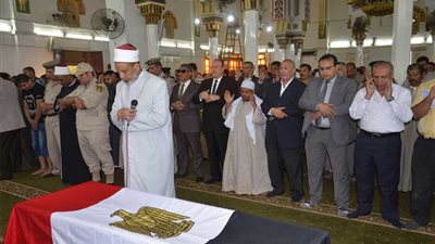 جنازة مهيبة لشهيد الشرطة 