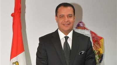 رئيس جامعة أسيوط يكلف شلقامي بالقيام بعمل نائبه لشئون خدمة المجتمع