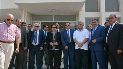 بالصور.. محافظ البحيرة تتفقد معسكر الشباب بمدينة النوبارية