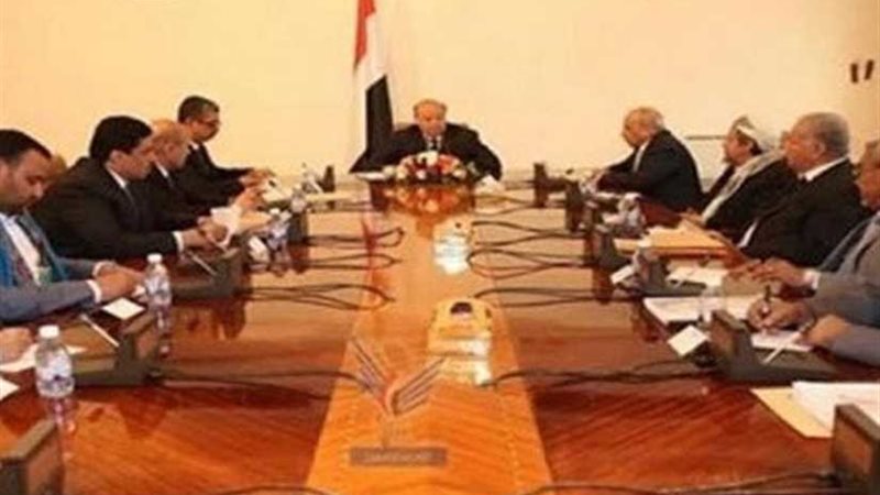 الحكومة اليمنية تستنكر