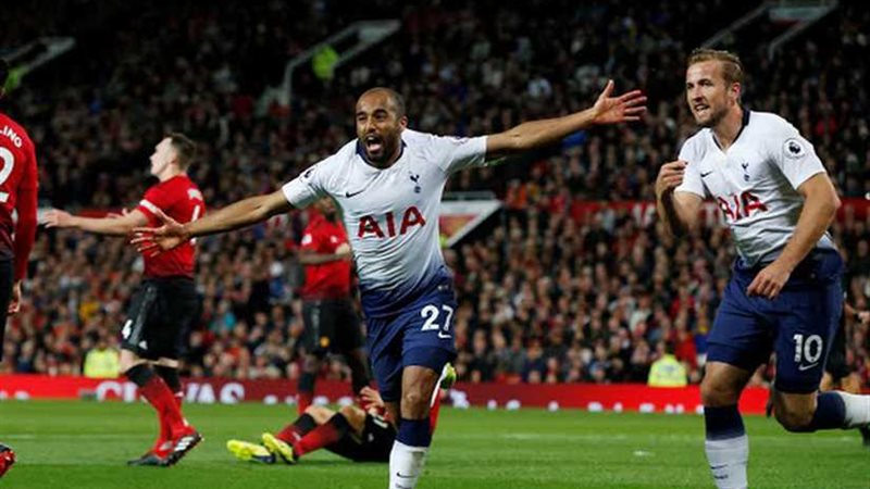 توتنهام يضرب مانشستر