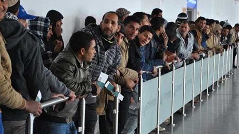 الحكومة تنفي تراجع