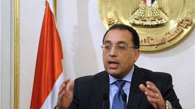 رئيس الوزراء يتابع ترتيبات بدء العام الدراسي الجديد