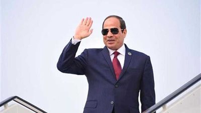الرئيس السيسي يصل البحرين فى بداية جولته الخارجية