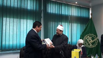 وزير الأوقاف : 100 مليون جنيه لزواج اليتيمات والفقراء