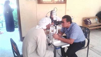 انطلاق قافلة طبية في تخصصات النساء والتوليد بإسنا