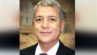 في أول أيام عمل.. محافظ المنوفية يطمئن على المدارس