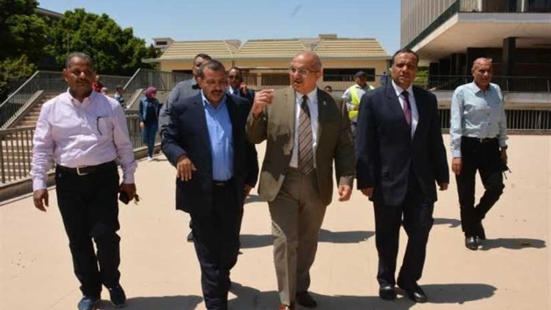 رئيس جامعة أسيوط