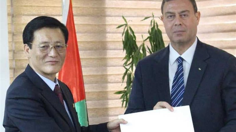 السفير دياب اللوح