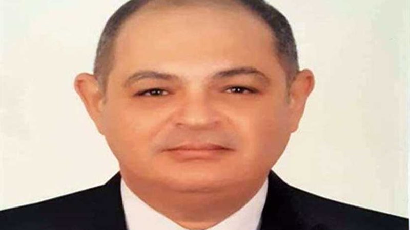 ملفات شائكة على مكتب