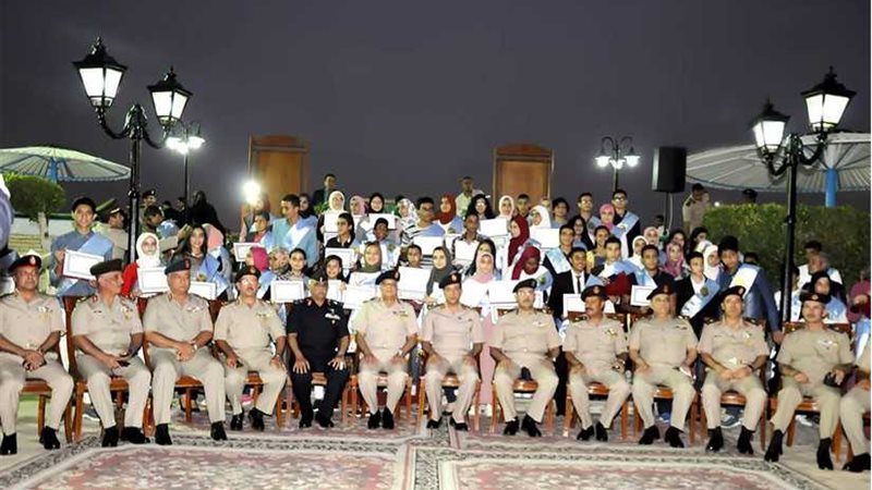 القوات المسلحة تكرم