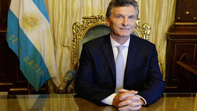 رئيس الأرجنتين يدعو