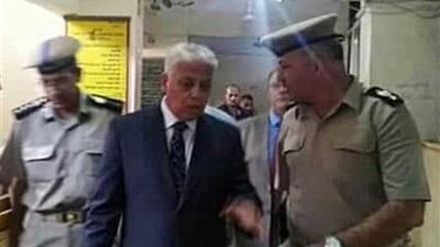 ضبط سيارة مبلغ بسرقتها بأبو المطامير 