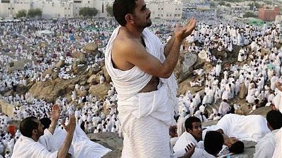 وفاة وإصابة 20 حاجا يمنيا أثناءعودتهم إلى عدن