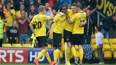 واتفورد يفوز على توتنهام ويتقاسم صدارة الدوري الإنجليزي مع تشيلسي وليفربول