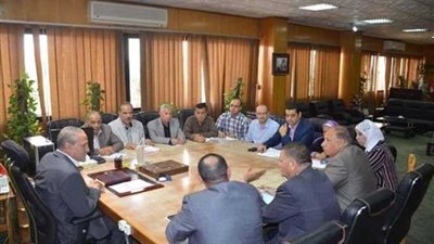 محافظ الإسماعيلية يتابع استعدادات مهرجان الفنون الشعبية