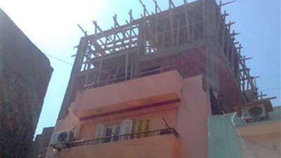 إيقاف أعمال بناء 4 أبراج مخالفة بمركز المنيا