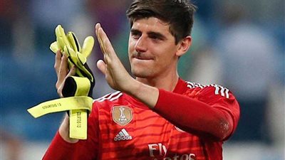 لوريس ينافس كورتوا وشمايكل على جائزة أفضل حارس مرمى في العالم