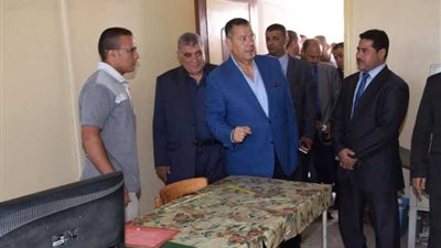 محافظ بني سويف يتابع مستوى الخدمات والمرافق الحيوية بمركز ومدينة اهناسيا