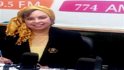 أمل مسعود تناقش 