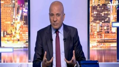 أحمد موسي يعرض لقطات جديدة لقاتل طفليه (فيديو)