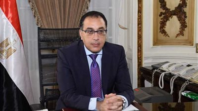 رئيس الوزراء يوجه بتطوير الشركات ورعاية مصالح العاملين بها