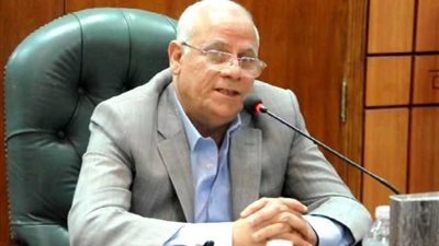 محافظ بورسعيد: المحافظة على موعد مع عام دراسي جديد أكثر تميزًا لصالح الطلاب