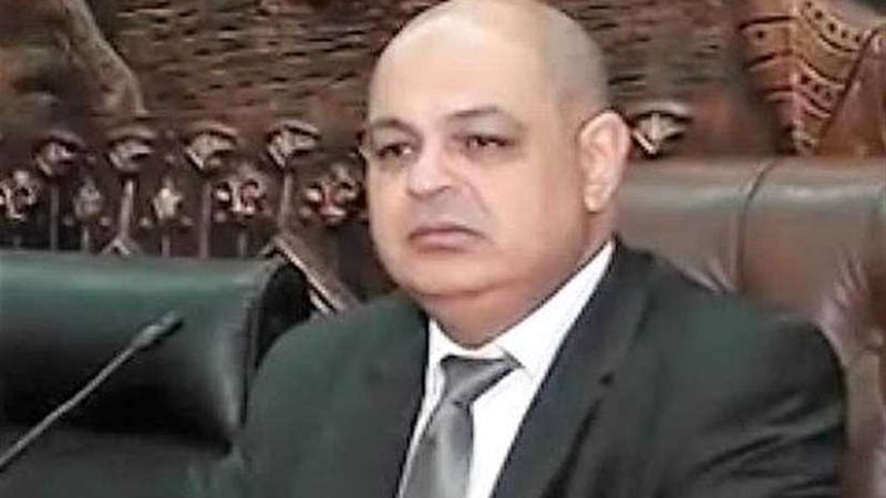 محافظ الغربية يلتقي