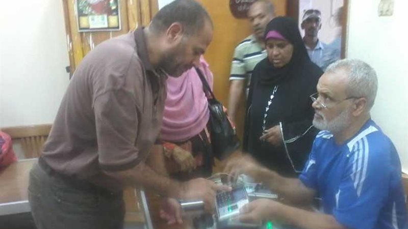 بدء تطبيق نظام البصمة