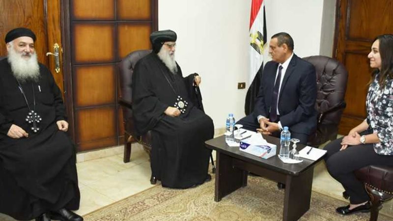 محافظ البحيرة يستقبل