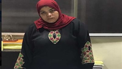 القبض على خادمة سرقت 1500 دولار من مدرسة في المقطم