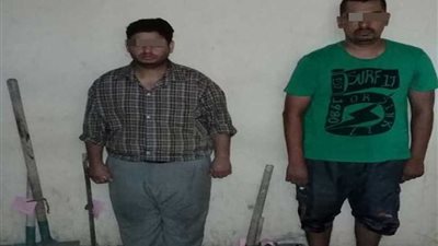 القبض على عاملين ينقبان عن الآثار بمصر القديمة