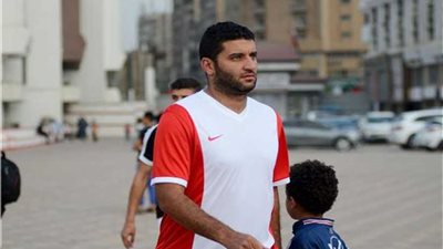 أمير عزمي يركز على التدريبات البدنية والقياسات خلال المران