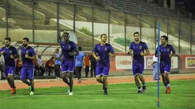 اشغال بدنية شاقة للاعبي الأهلي