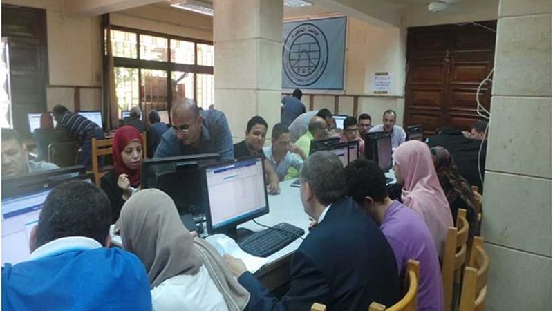 تسجيل رغبات 10 الاف