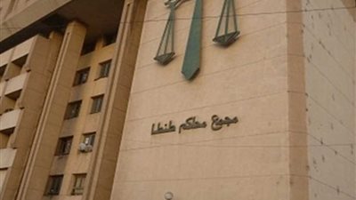 حكم بالسجن 15 عاماً لطبيب وضابط مفصول